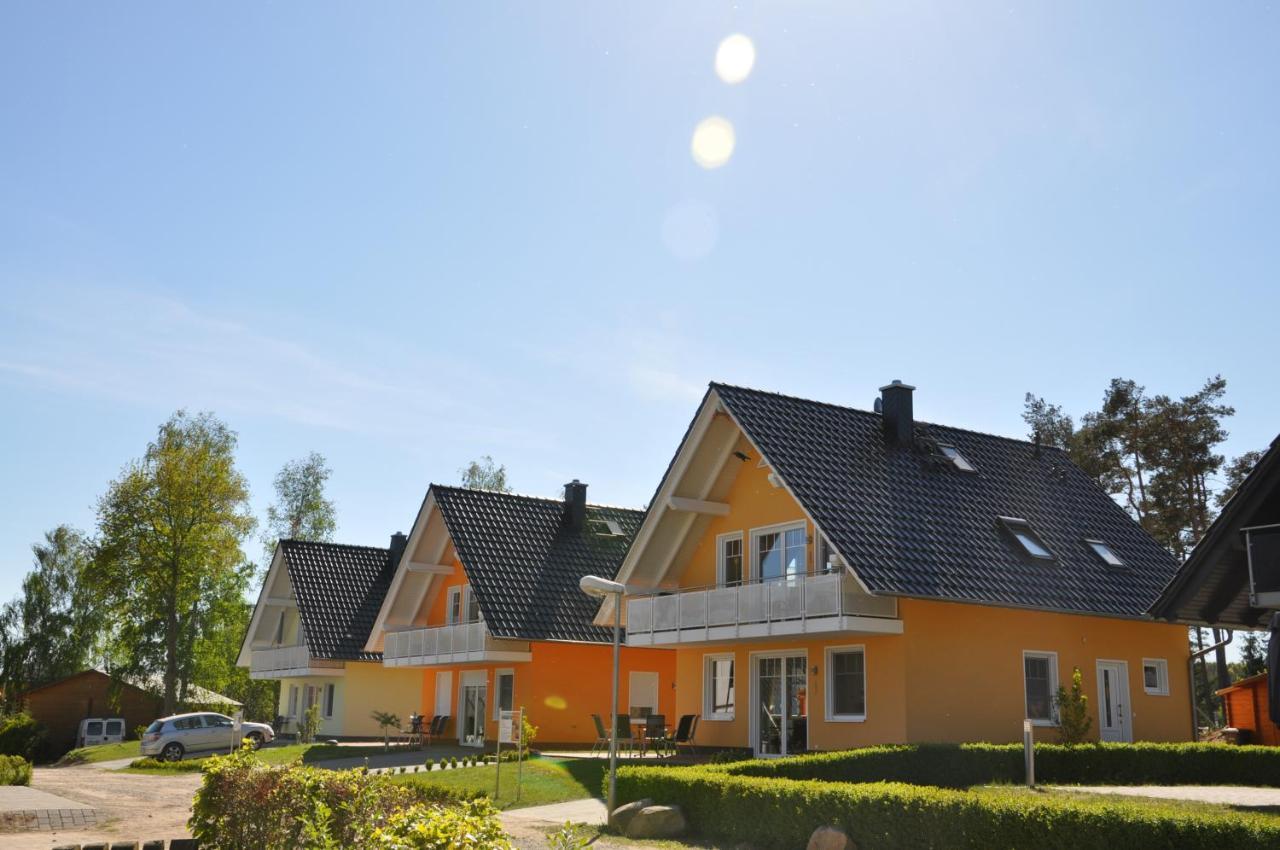 Ferienhaus Mueritzbrise / Eg-Appartement Marienfelde ภายนอก รูปภาพ